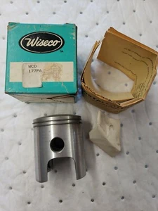 VINTAGE WISECO PISTON 177P6 SUZUKI 380 TRIPLE CYLINDER  R.B. 293P6 - Picture 1 of 5