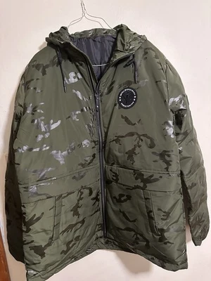 Winter Duck Down Jacket Camouflage Hoodie Men’s Winter Coat Jacket Size 2XL - Image 1 of 4