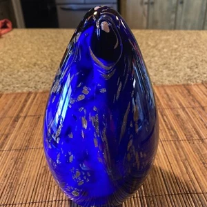 HEAVY Art Glass Unsigned Egg Shape Cobalt Blue With Copper Metallic Design 7” - Picture 1 of 6