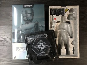 Hot Toys 1/6 MMS202 D04 Robocop NO FIGURE / BOX & STAND ONLY - Picture 1 of 12
