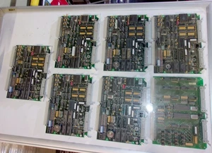 PCB KONAMI + CAJA DE PIEZAS ADICIONALES #05 - USADO SIN PROBAR - 11 PLACAS EN TOTAL - Imagen 1 de 7