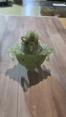 Quemador de incienso vintage de jade asiático tallado a mano con tapa arte chino  Foto 1 de 4