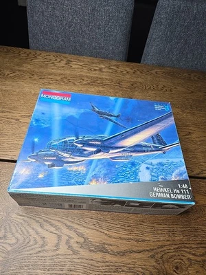 Monogram HEINKEL He111 German Bomber Plastic Model Kit 5509 1/48 New - Image 1 of 4