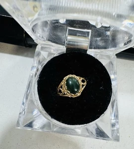 ANILLO DE JADE ORO AMARILLO 10K TALLA 6 PJM de diseñador - Imagen 1 de 6