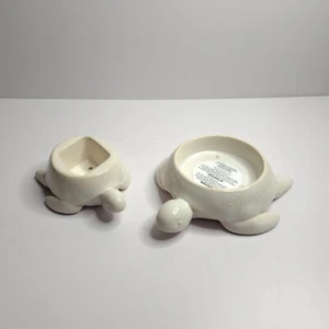 Bath & Body Works Ceramic Ivory Sea Turtle 3 Wick Candle & Soap Dispenser Holder - Imagen 1 de 14