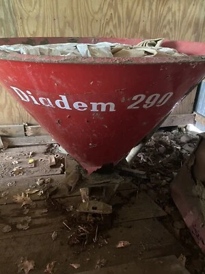 Diadem 3 pt. Spreader/Seeder - Image 1 of 4