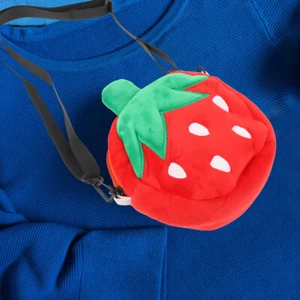 Erdbeer-Kuriertasche Kind Reisen Zeug Zum Thema Erdbeere Kinder Umhängetasche - Picture 1 of 12