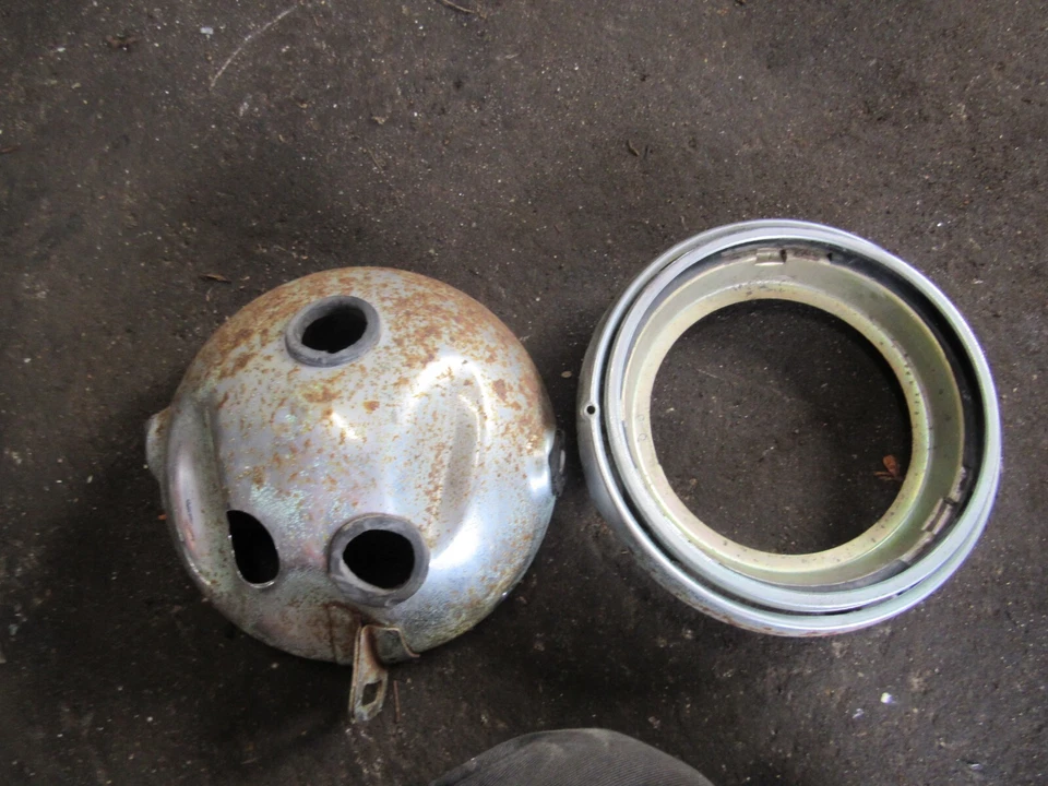 1979 yamaha xs650 special headlight bucket housing and ring - Image 1 of 1