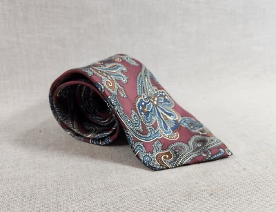 Vintage Wembley Wide Neck Tie Polyester Large Paisley Purple 100% Silk 57" x 4" - Image 1 of 4