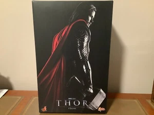 Hot Toys Movie Masterpiece MMS146 Modellino Mighty Thor in scala 1/6 Marvel - Foto 1 di 14