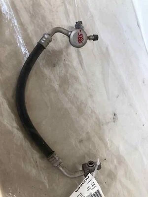 Mangueira de sucção refrigerante ar condicionado 1998 - 2005 LEXUS GS300 A/C fabricante de equipamento original - Imagem 1 de 4