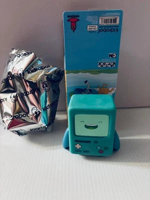 Kidrobot - Adventure Time Fresh 2 Death Series - BMO Foto 1 de 4
