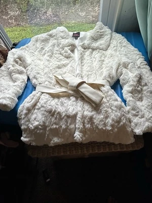 Jaqueta de pele sintética Bebe à venda tamanho médio - Imagem 1 de 4