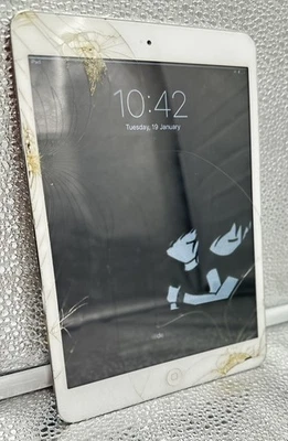 Ipad Mini A1432 Cracked Screen Sold For Parts Only 4914 - Image 1 of 3