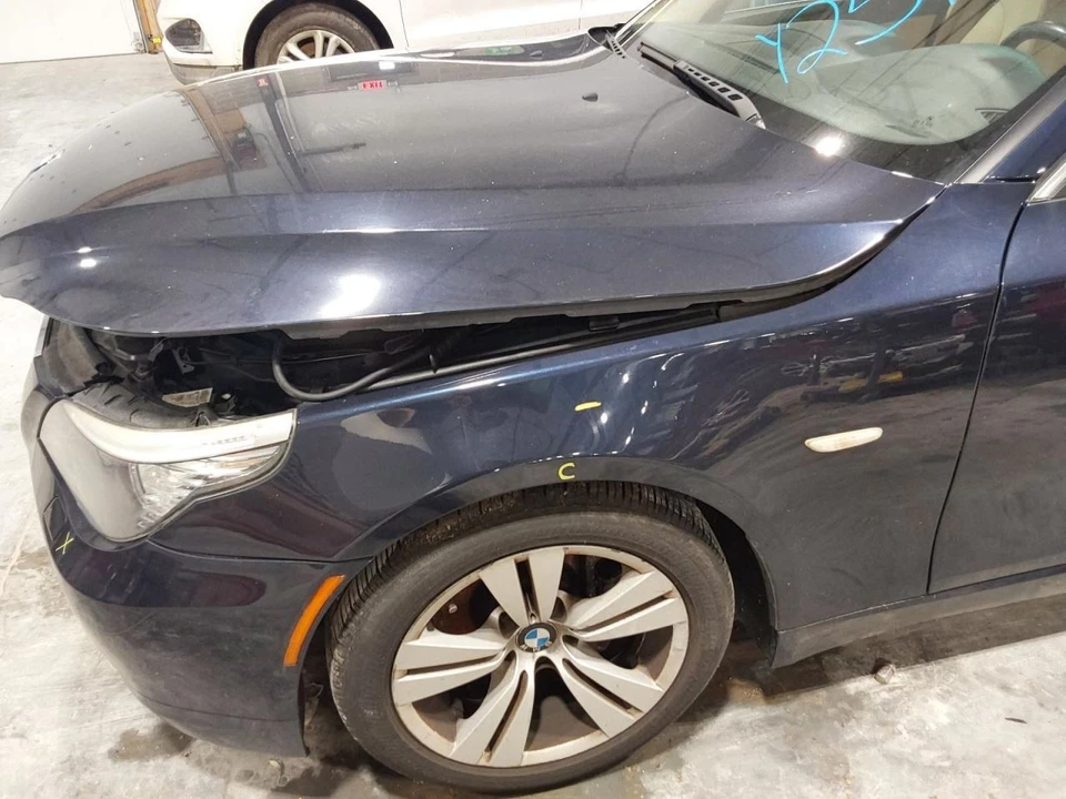 (LOCAL PICKUP ONLY) Driver Left Fender Fits 06-10 BMW 550i 2963689 - Image 1 of 4