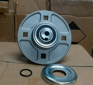 Deck Spindle Gravely or Ariens - Picture 1 of 6