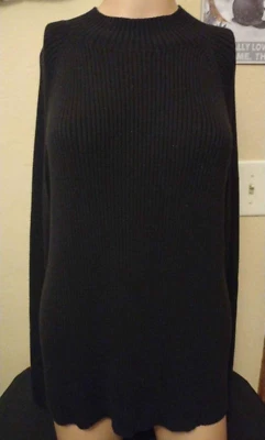 Suéter negro manga larga Studio Works talla grande para mujer Foto 1 de 4