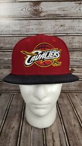 NEW ERA Men's Cleveland Cavaliers Cavs Wine Snapback Adjustable Cap Hat M-L