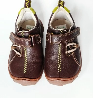 Clark's First Zapatos Reino Unido Talla 5H Infantil Niño Marrón Cuero Mocasines Sin Cordones Foto 1 de 4