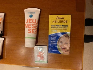 Dusch Peeling Jeunesse plus Zugaben - Bild 1 von 2
