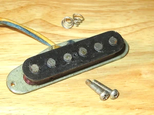 Fender 1966 Grey Bottom Mustang Duo Sonic or Music Master Bridge Pickup - Picture 1 of 2