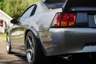 Kit de carrocería ancha JDM para guardabarros trasero SN95 Ford Mustang Cobra 2" 50 mm 2 piezas Foto 1 de 4