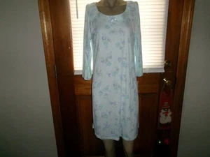 NUEVO CON ETIQUETAS MISS ELAINE CAMISÓN MANGA LARGA - PUNTO SUAVE ~ FLORAL ~ 54 $ etiqueta MEDIANO - Imagen 1 de 5