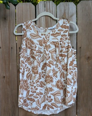 Sonoma Floral Beige and White Sleeveless Shirt - Image 1 of 4
