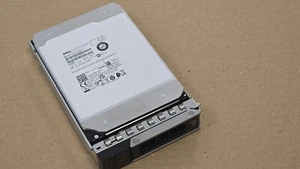 +NEW+ Dell 20TB 12G SAS HDD LFF 3,5" Hot Swap NT45N 0NT45N MG10SCA20TEY - AD - Bild 1 von 5