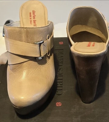 Charles David Leather Women Shoes Tan and Brown  Clugs Size 8 Foto 1 de 4