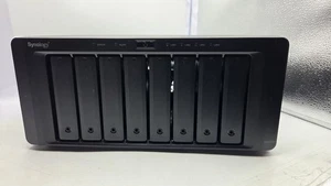 Synology Diskstation DS1815+ 8 Bay Desktop NAS - Bild 1 von 15
