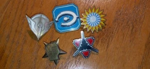 MENGE 5 HALO Legendäre Kiste Beute Pins KOSTENLOSER VERSAND - Bild 1 von 13