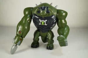 BANDAI Ben 10 Figure 5" Ultimate Humungousaur with Rocket Deluxe Large Figure - Picture 1 of 6