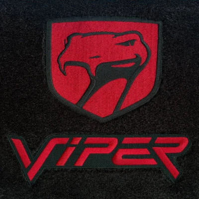 Alfombrillas LLOYD Velourtex™ rojas Sneaky Pete VIPER logotipos Dodge Viper GTS 1996-98 Foto 1 de 4