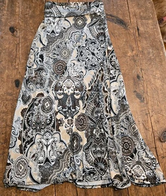 Maxi Falda Mujer LuLaRoe Grande Marrón Crema Estampado Paisley Foto 1 de 3