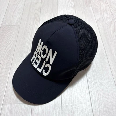 Gorra Moncler Grenoble, negra, talla M Foto 1 de 4