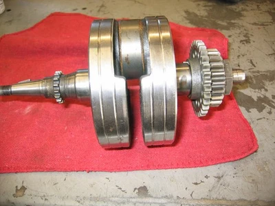 1998 1999 YAMAHA YZ400F OEM CRANKSHAFT  & PRIMARY GEAR DRIVE ASSY 5GS-11400-01-0 - Image 1 of 4