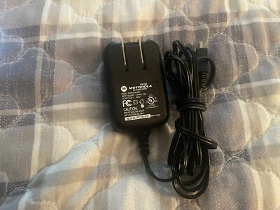 Cargador de teléfono celular Motorola SPN5185B fuente de alimentación de CA modelo DCH3-05US-0300 Foto 1 de 2