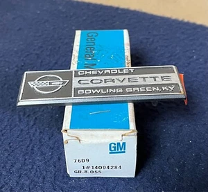 Corvette Bowling Green Emblem - 1984-1993 - Nuevo de Lote Antiguo - GM# 140994284 - Imagen 1 de 4