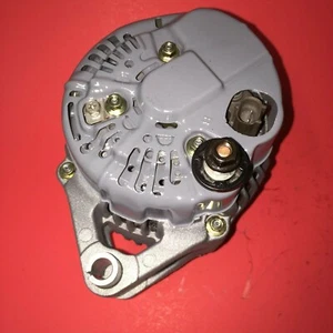 2001 Jeep Cherokee L6/4.0L Engine 117AMP Alternator One Year Warranty - Picture 1 of 6