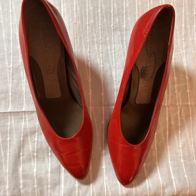 Zapatos de salón Easy Spirit Lexie punta gatito tacón mujer rojo vestido informal E-LEXIE Foto 1 de 4