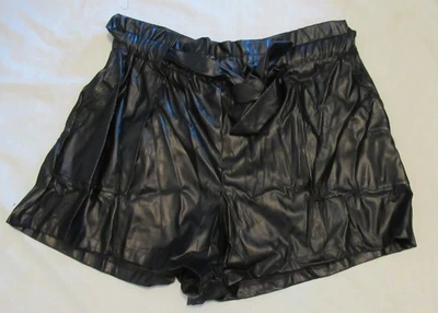 Women's Plus Faux Leather Shorts w/Belt tie an Pockets size 4X - Image 1 of 4