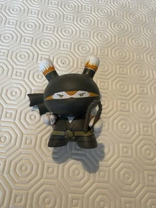 3" KIDROBOT DUNNY SERIES 2010 NINJA TIGER HUCK GEE VINYL FIGURE - Picture 1 of 1