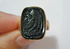 Victorian 10K Rose Gold & Carved Jet Mourning Cameo Warrior Ring 6.5 sz - Picture 1 of 11