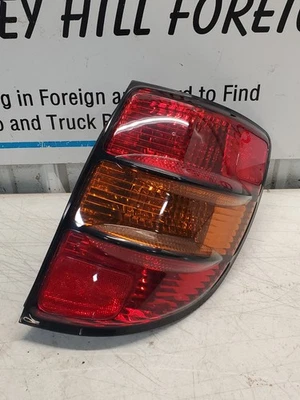 2006 PONTIAC VIBE Passenger Right Rear Quarter Panel Tail Light Assembly NICE!!! - Image 1 of 4