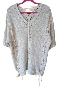 Easel Pullover Sweater Tunic Pale Gray-Blue Short Sleeve V Neck Lace Up M Lgtwgt - Picture 1 of 13
