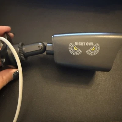 Cámara con cable Night Owl interior/exterior modelo CM-724-H Foto 1 de 4