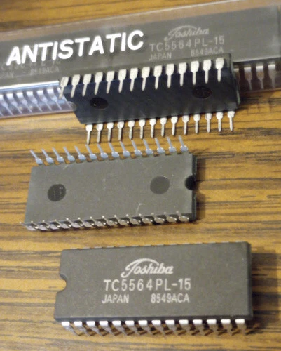 Lot of 13: Toshiba TC5564PL-15    FREE Shipping - Image 1 of 1