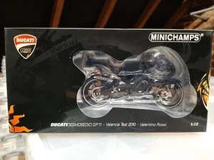 Minichamps Ducati Desmosedici GP11 Valentino Rossi Valencia Test 2010 1:12 T8 - Picture 1 of 12