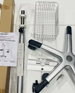 Avante Health Solutions Supporto Rotante con Cestello e Supporto per Monitor Paziente - Foto 1 di 12